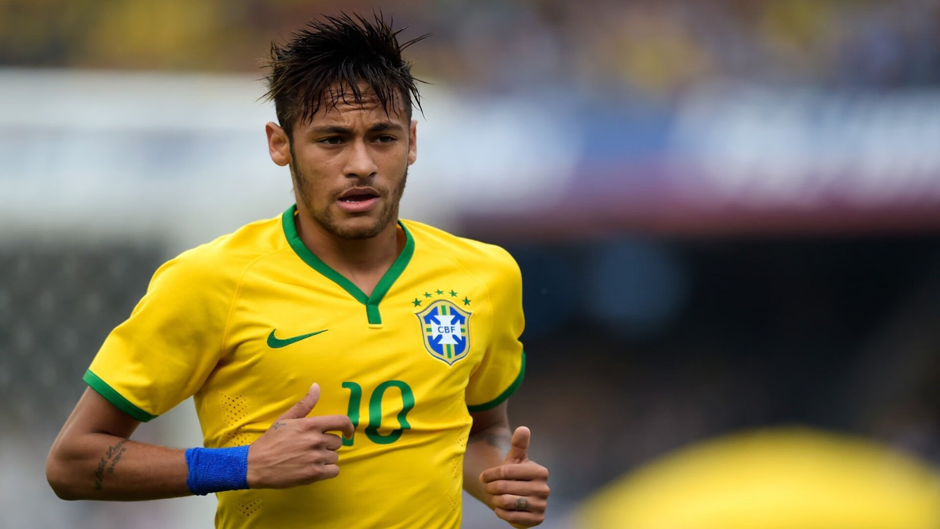 九游游戏中心官网-《电竞赛事的“黑马”战队逆袭奇迹》，电竞圈黑马