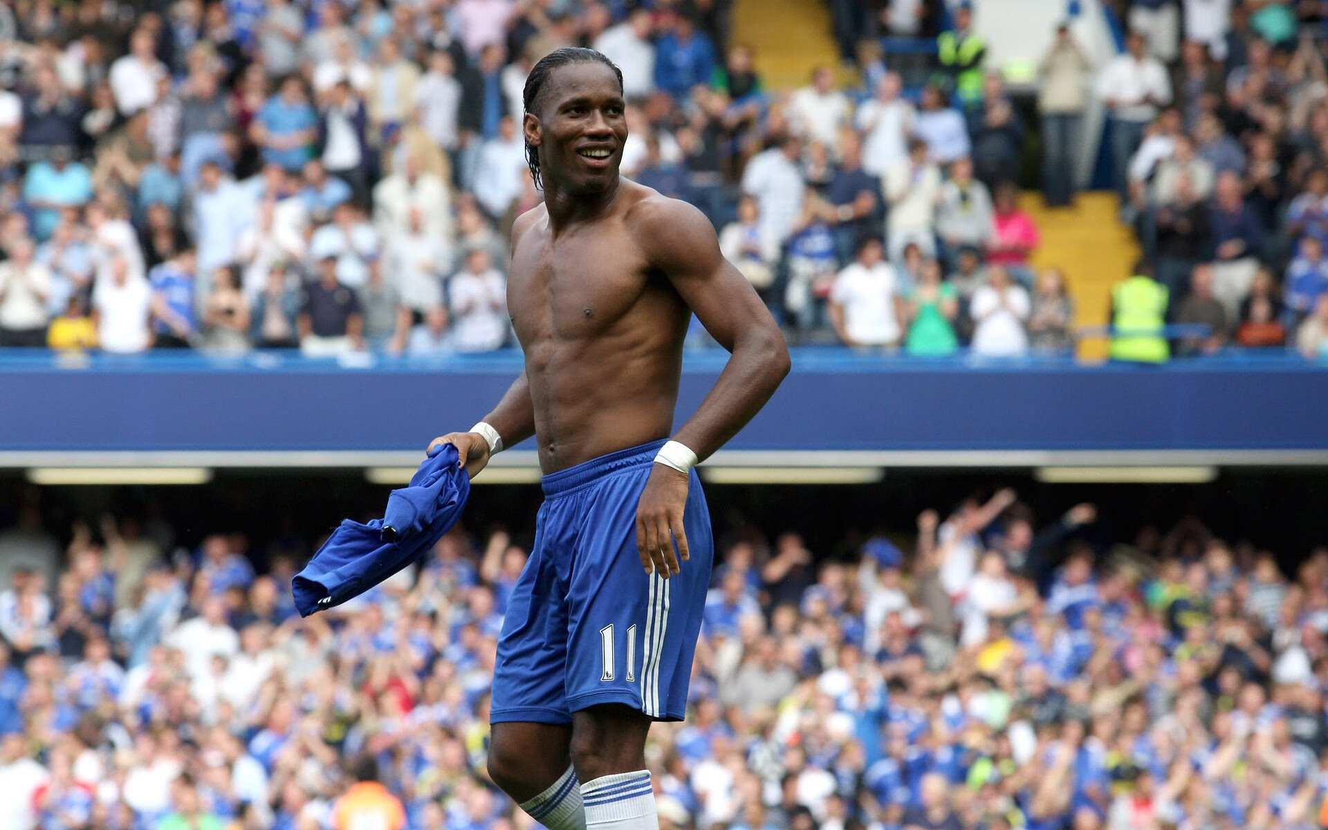 英超焦点赛,精彩进球和神级扑救令人热血沸腾,英超联赛点球