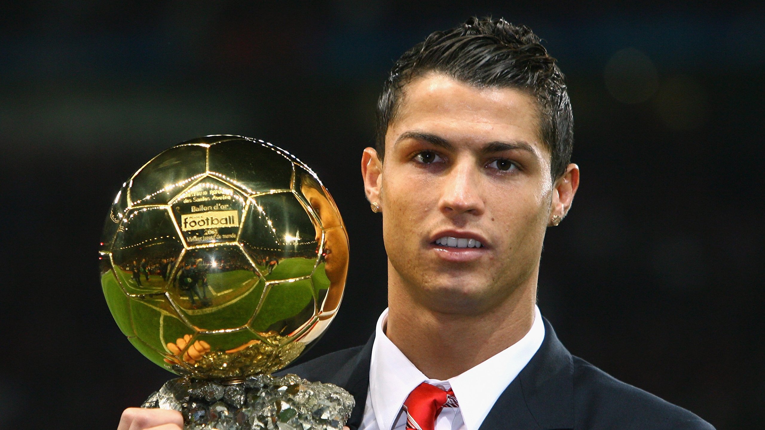 巴萨战胜萨尔茨堡,欧冠出线在望,巴萨赢球