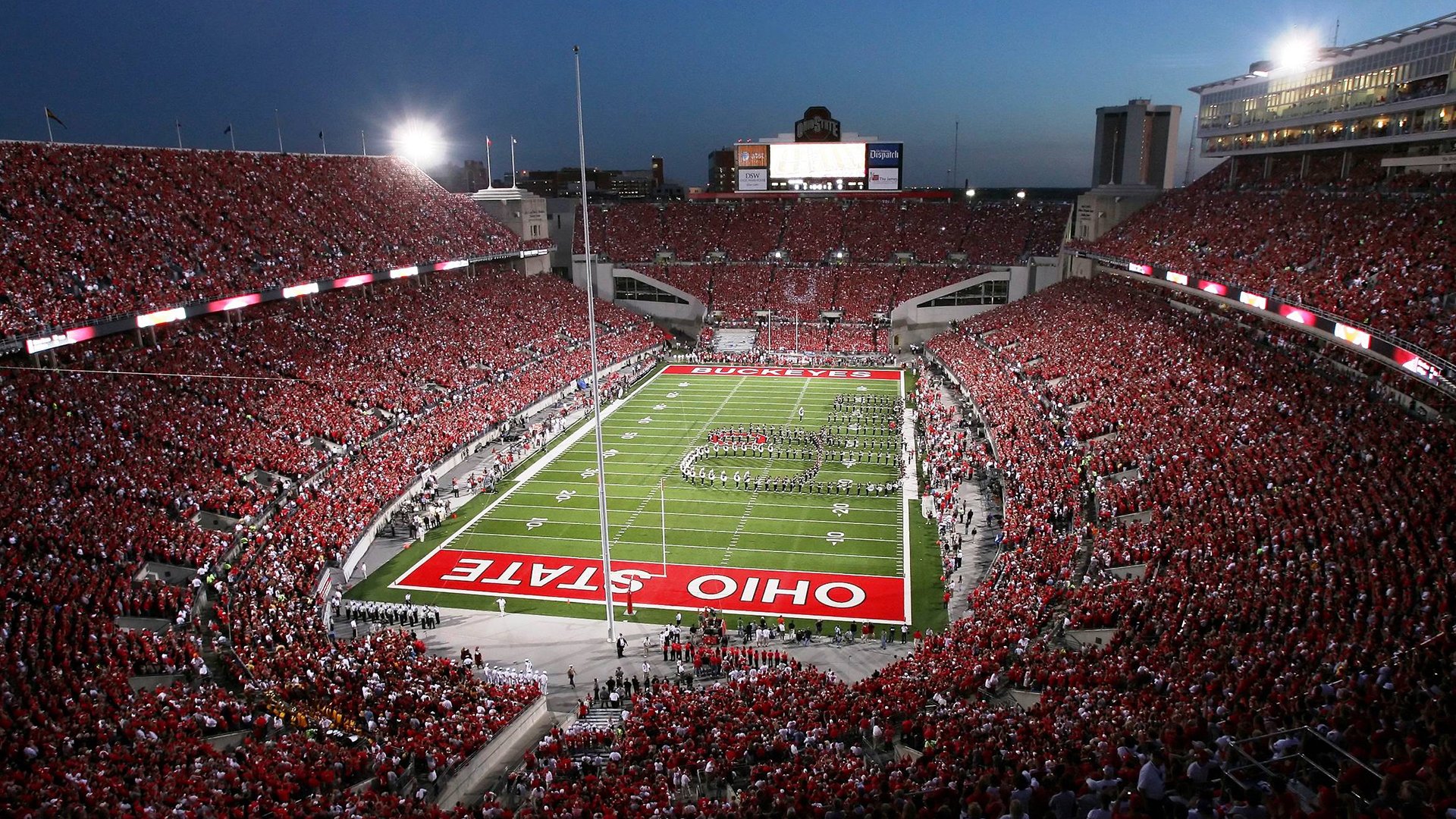 综述：全球足球产业链的未来发展方向，全球足球产业规模